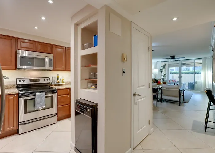 Easy Living In Old Town: W/ Pool Access! Holiday home