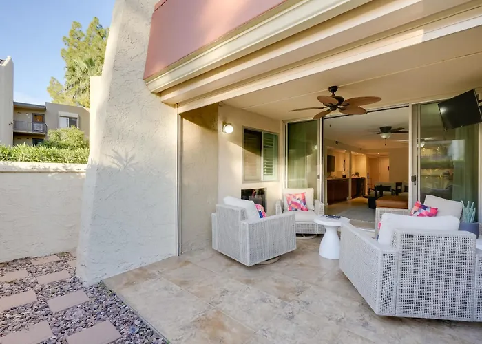Easy Living In Old Town: W/ Pool Access!