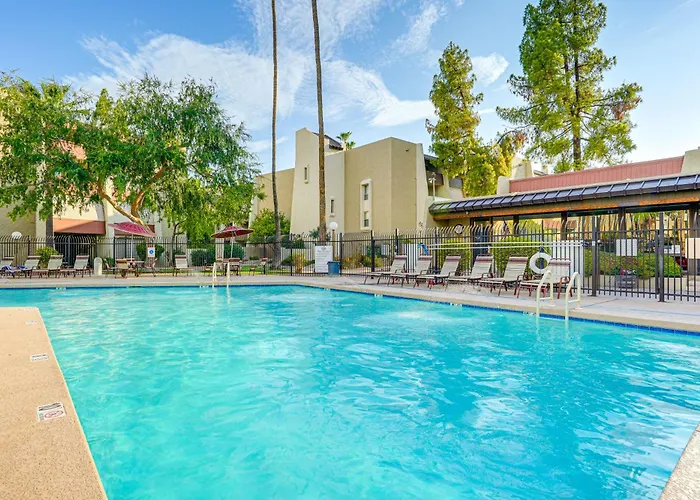 Easy Living In Old Town: W/ Pool Access!